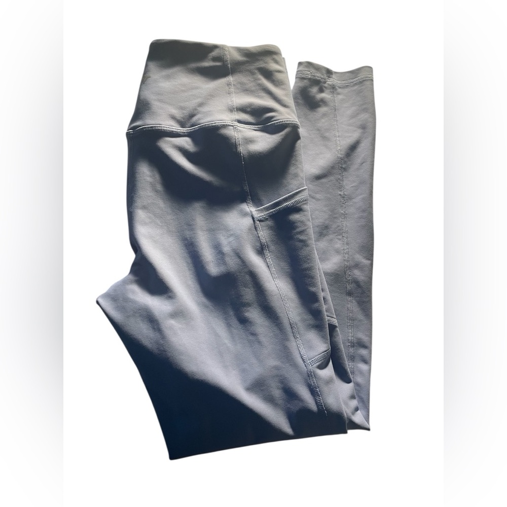 Old Navy Active High-Rise Leggings in Light Gray